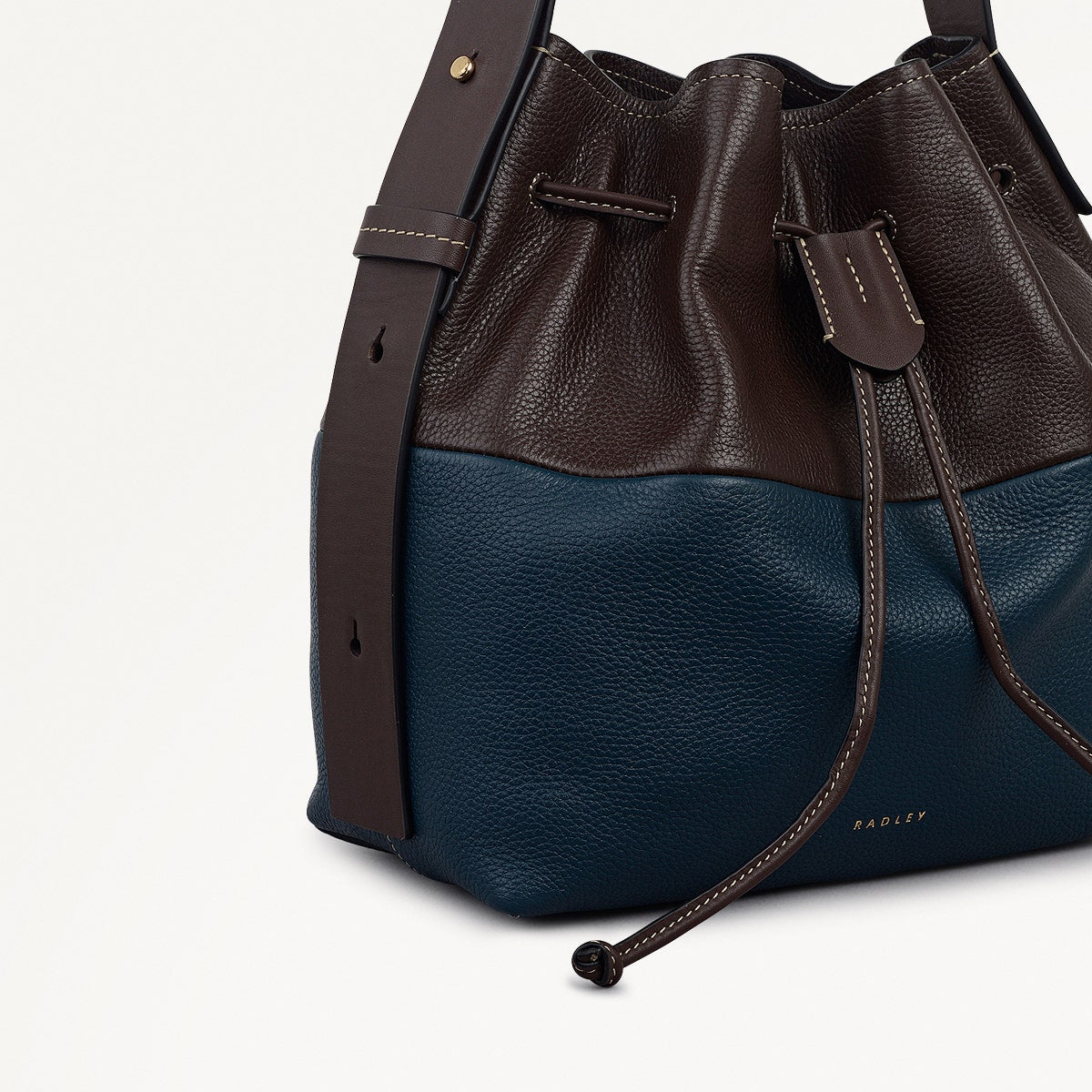 Radley London Dark Oak Medium Drawstring Shoulder Bag