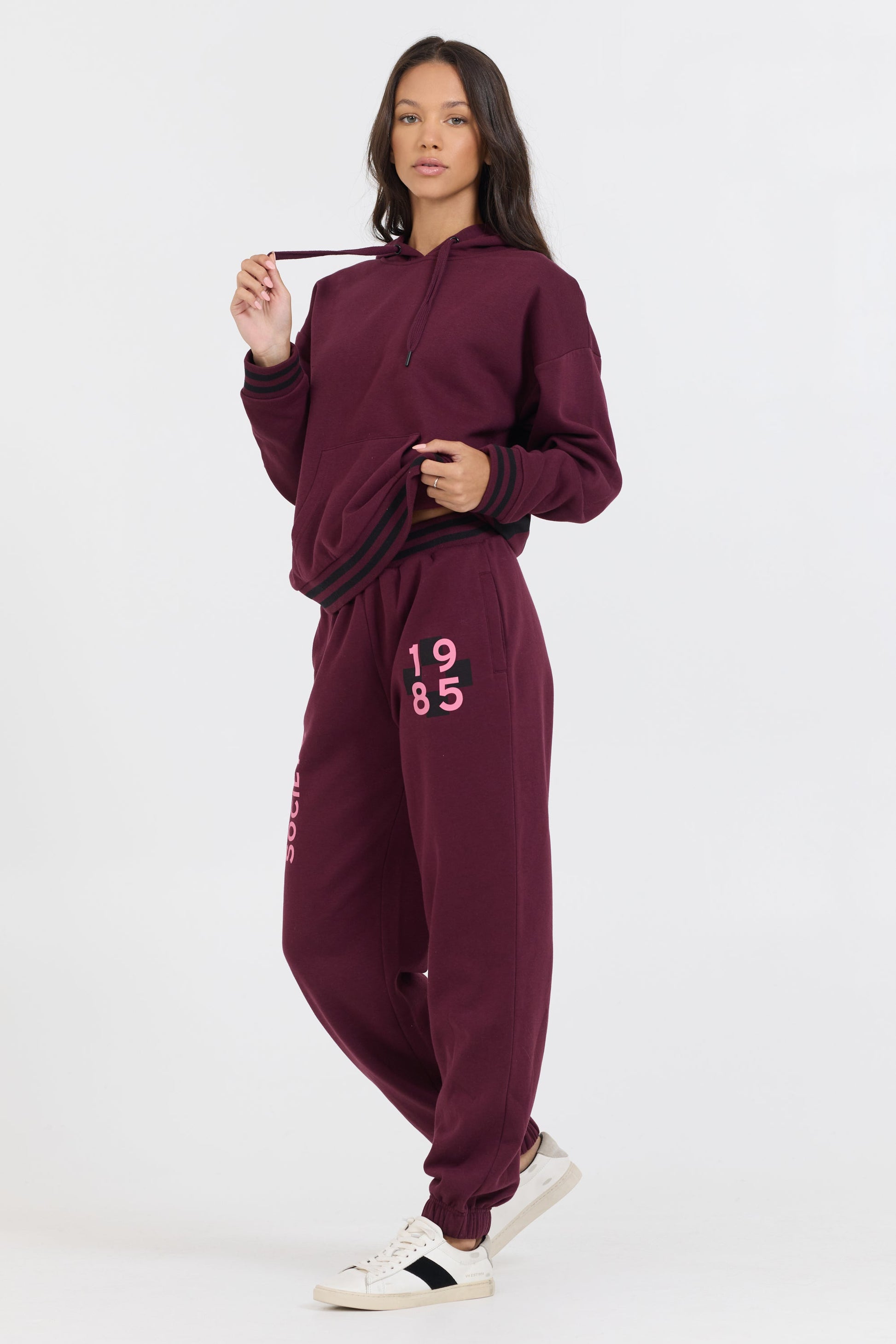 Cabernet Vintage Havana Cabernet W/ Rose Printed Heavy Surf Wash Hoodie
