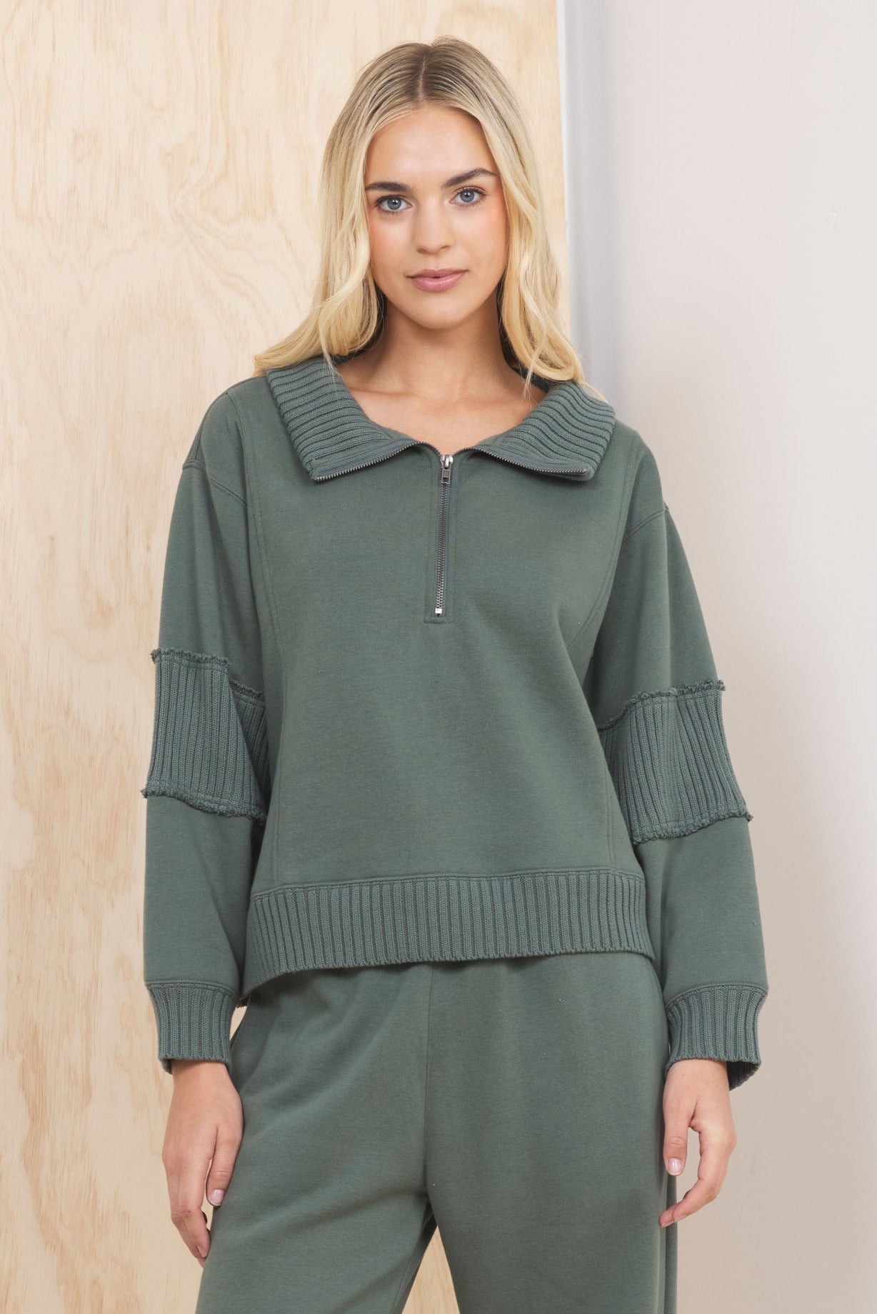 Vintage Havana Olive Fleece 2-Piece Set