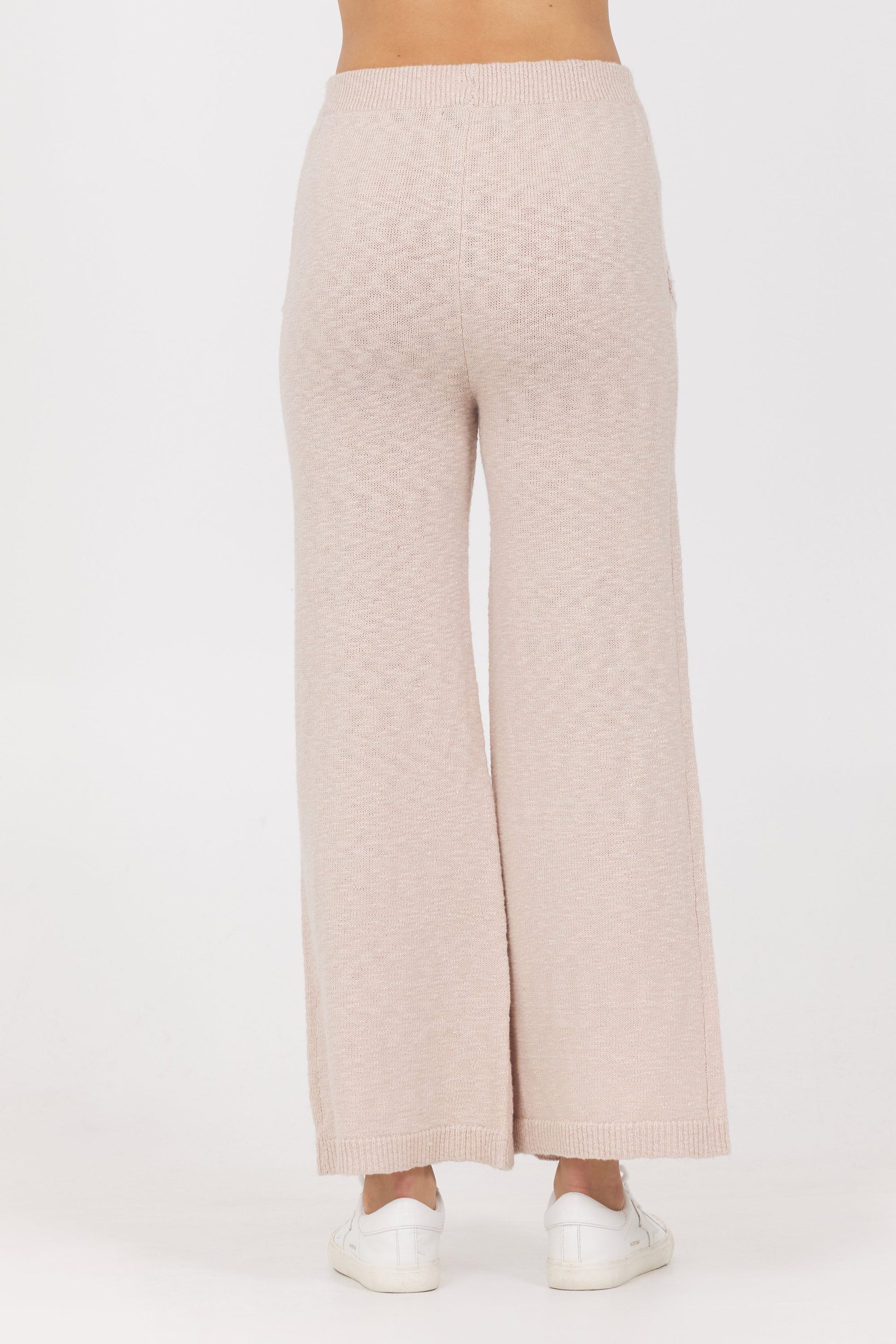 Summer Sand with White Vintage Havana Knit Pants w/ Whipstitch