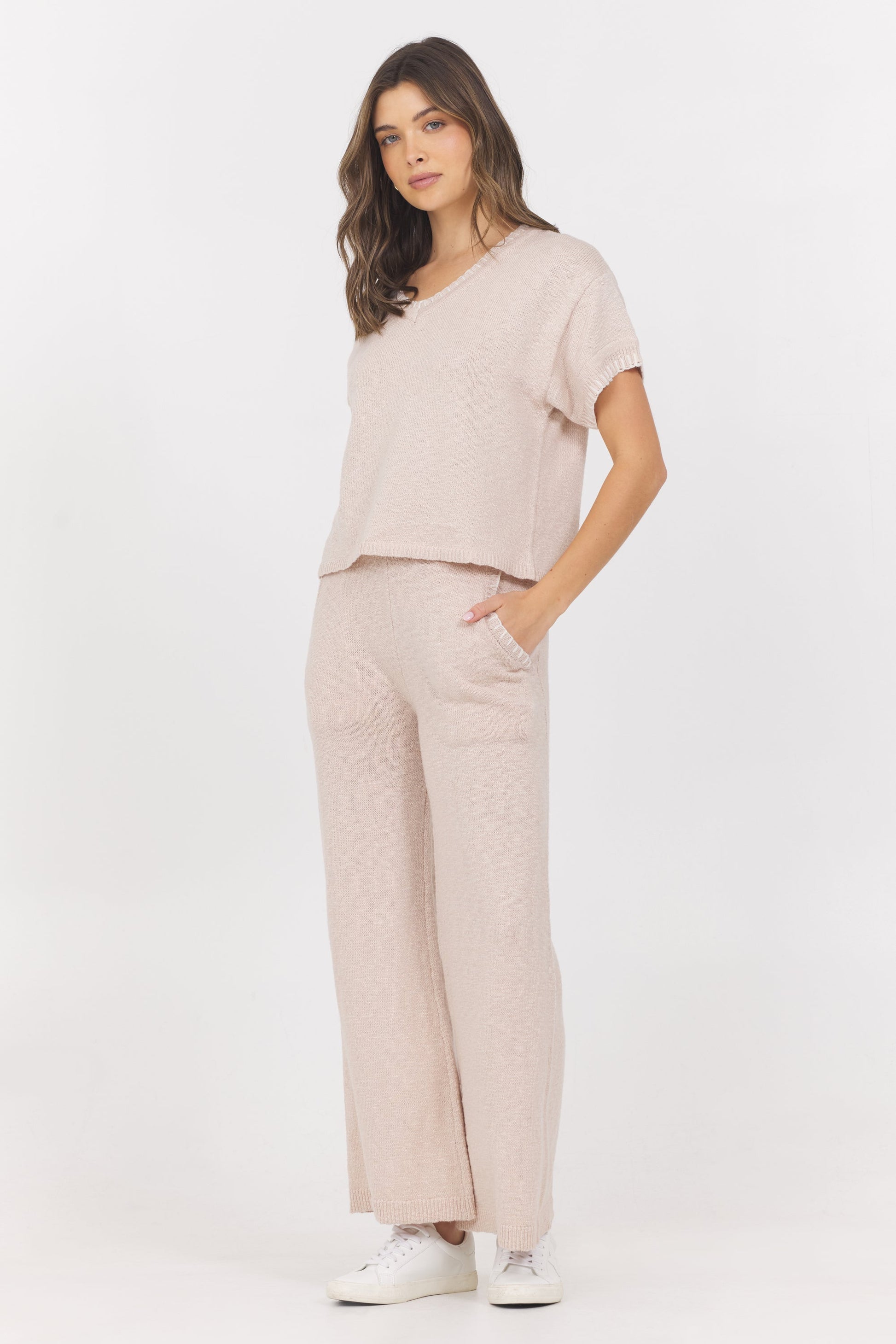 Summer Sand with White Vintage Havana Knit Pants w/ Whipstitch