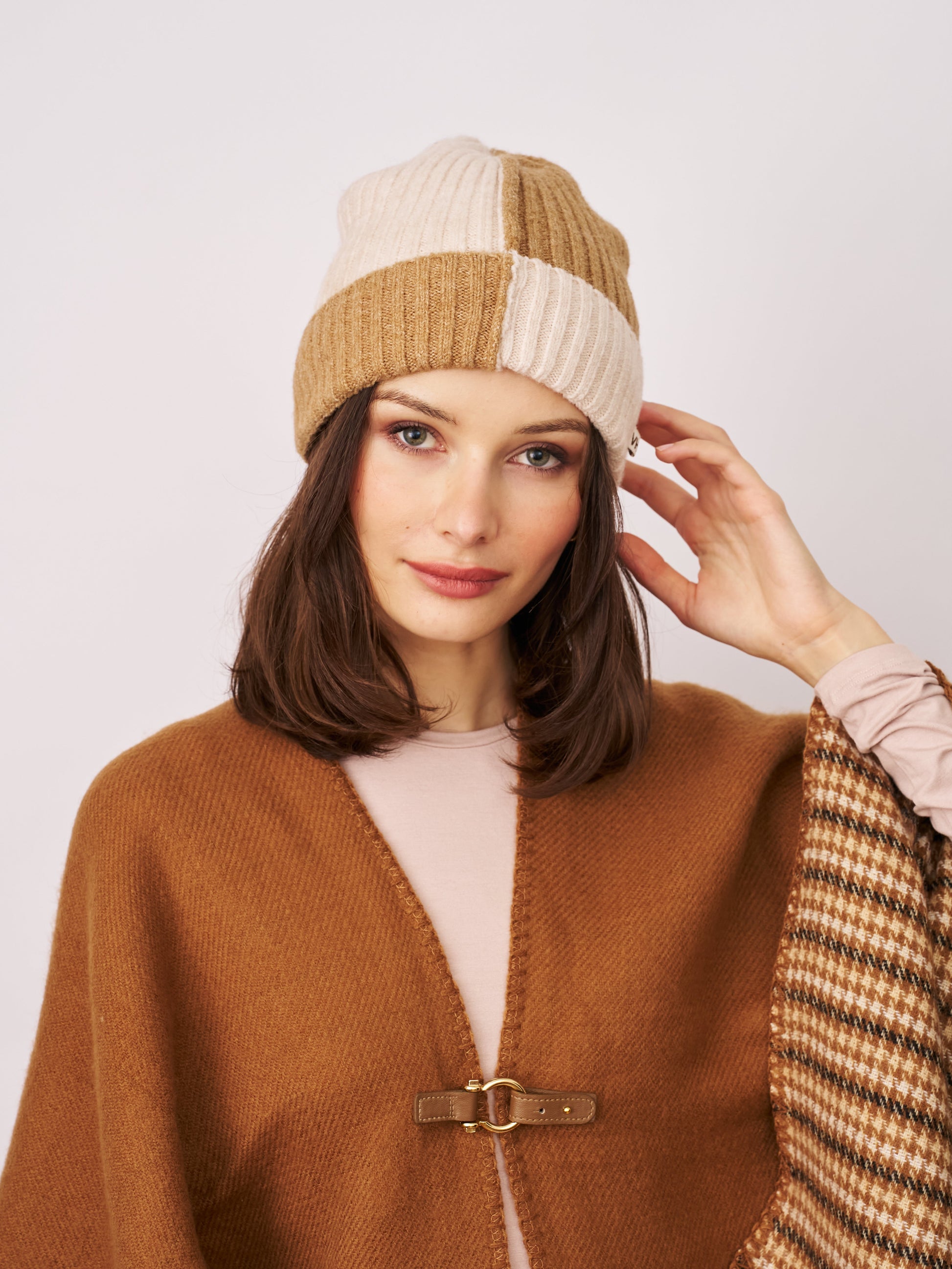Tan Vintage Havana SEAM PATTERN BEANIE - TAN