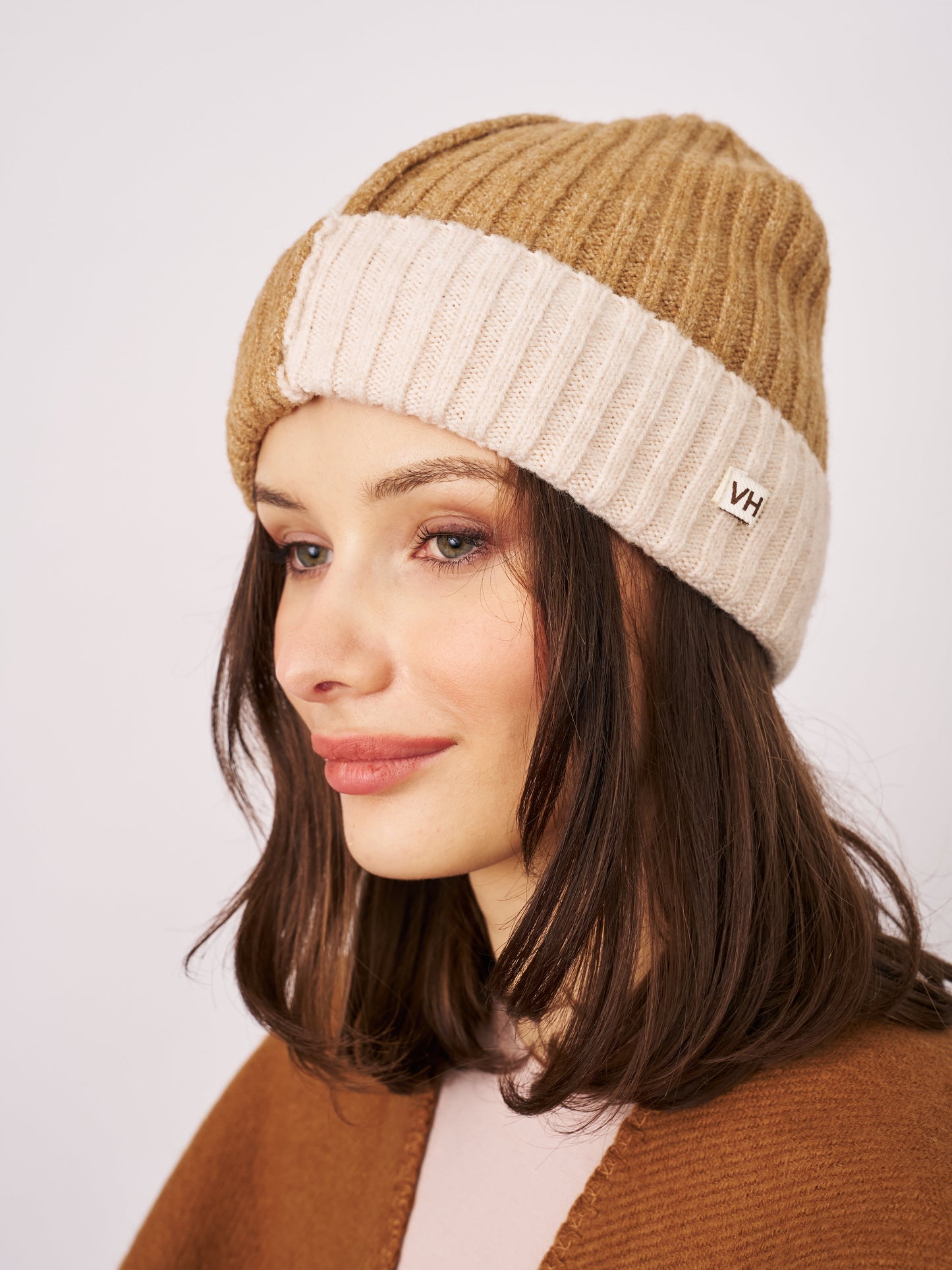Tan Vintage Havana SEAM PATTERN BEANIE - TAN
