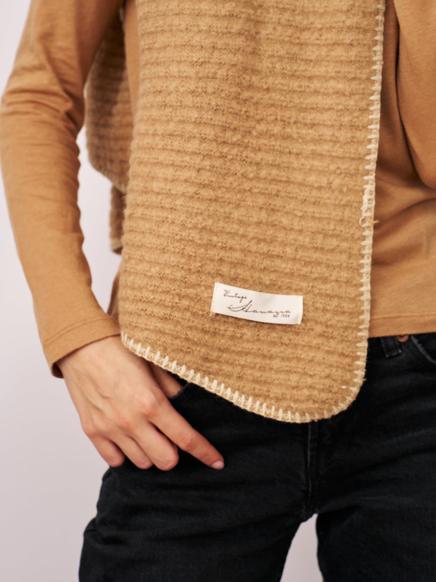 Wheat/Ivory Vintage Havana BLANKET STITCH KNIT SCARF - WHEAT/IVORY