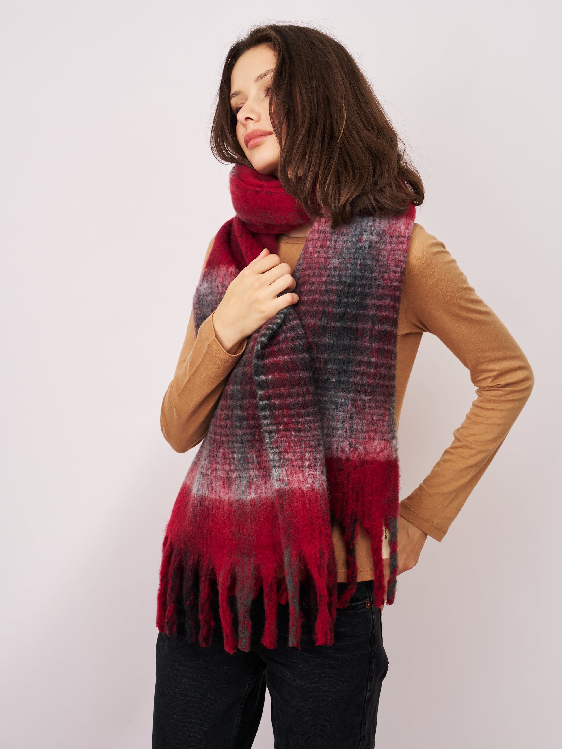 Red Vintage Havana CHECK CHUNKY TASSEL SCARF - RED