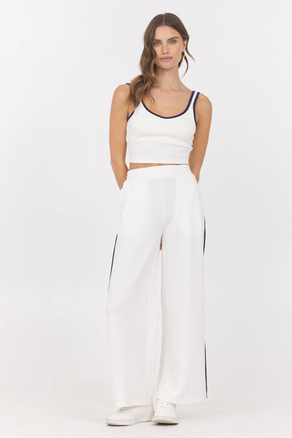 White with Navy Vintage Havana White Navy Cloud w/ Piping Tank