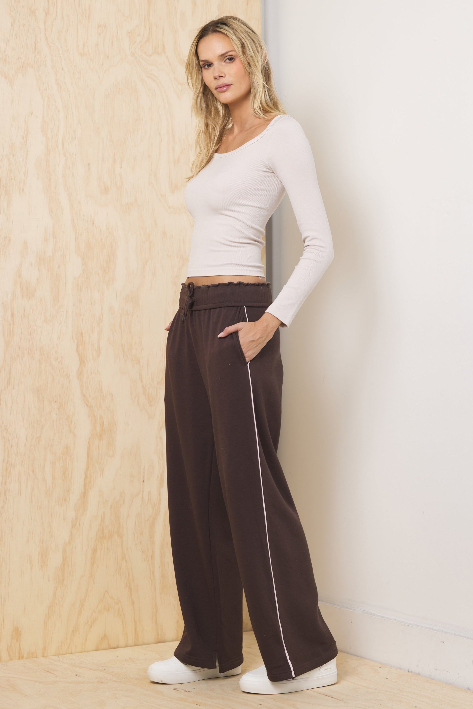 Espresso w/ Pink Vintage Havana Teddy Fleece Wide Leg Pant
